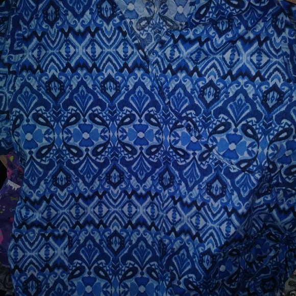 Plus size scrubs - Picture 4 of 7